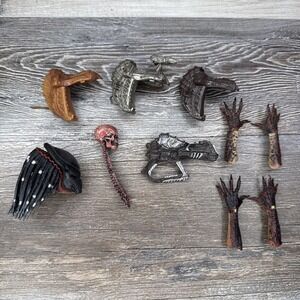 Neca Predator weapons, accessories Skull, Cannons And Extras Lot